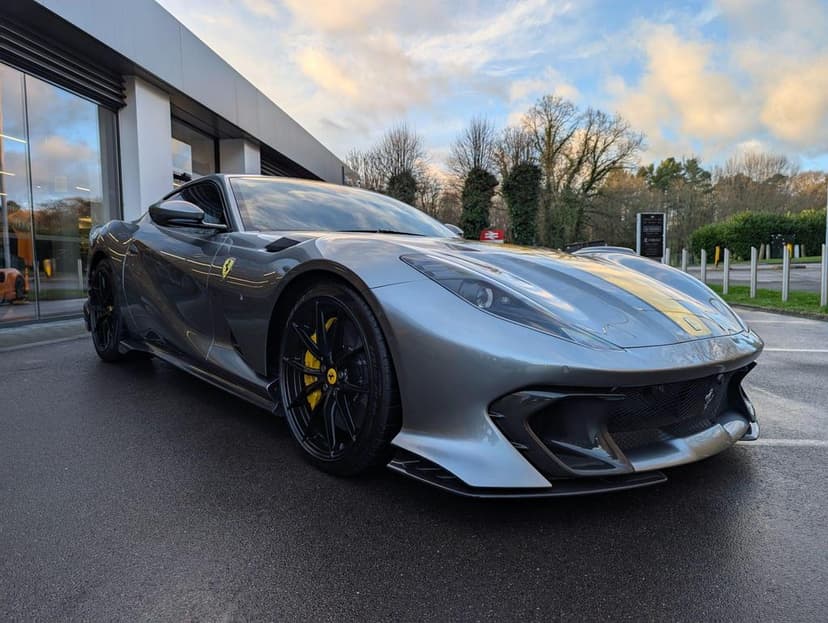 Featured image of Ferrari 812 Competizione